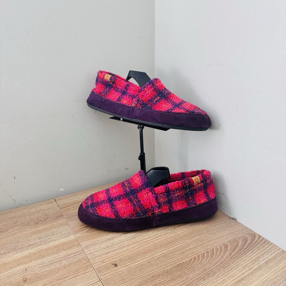 Acorn Red Plaid Moc Slippers Women’s Size 10
